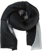 Issey Miyake Cauliflower Pleated Scarf - Lyst