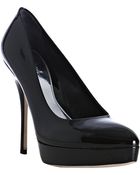 Gucci Black Patent Leather Sofia Platform Pumps - Lyst