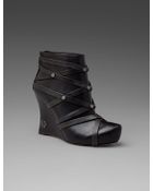 House Of Harlow Ava Wedge Bootie in C - Lyst