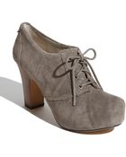 Hinge Charise Oxford Pump - Lyst