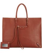 Balenciaga Papier A4 - Lyst