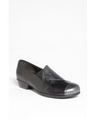 Munro Cheryl Flat - Lyst