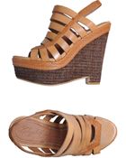 Elizabeth And James Wedge - Lyst