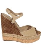 Gucci Hollie Wedge 104 Heeled Sandals - Lyst