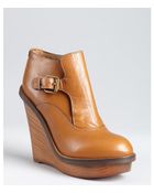 Chloé Chestnut Leather 'Kimberly' Buckled Ankle Boots - Lyst