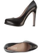 Pura Lopez Closedtoe Slipons - Lyst