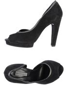 Vic Courts With Open Toe - Lyst