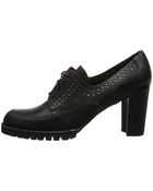 Stuart Weitzman Oxley - Lyst