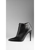 Burberry Buckle Detail Leather Ankle Boots - Lyst