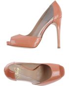 Noa Pump - Lyst