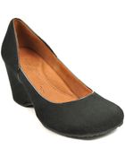 Gentle Souls Ridgeamaru Suede Pumps - Lyst