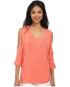Kut From The Kloth V-Neck Cold Shoulder - Lyst