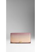 Burberry Dégradé Signature Grain Leather Travel Wallet - Lyst