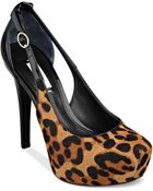 Guess Jacoban Platform Pumps - Lyst