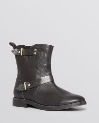 flat moto boots