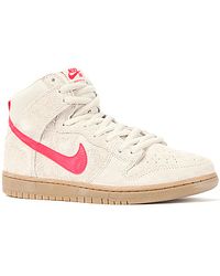 red nike court shoes