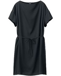 dress hitam uniqlo