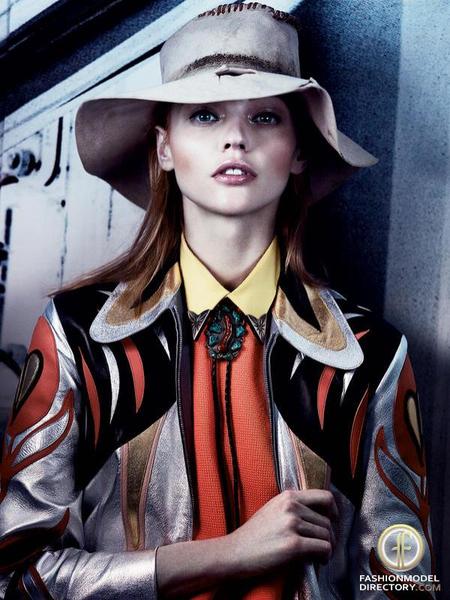 Cowgirl, Country style