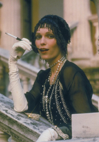 Gatsby Girls {via blog}