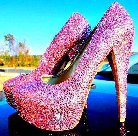 LOVELY SHOES