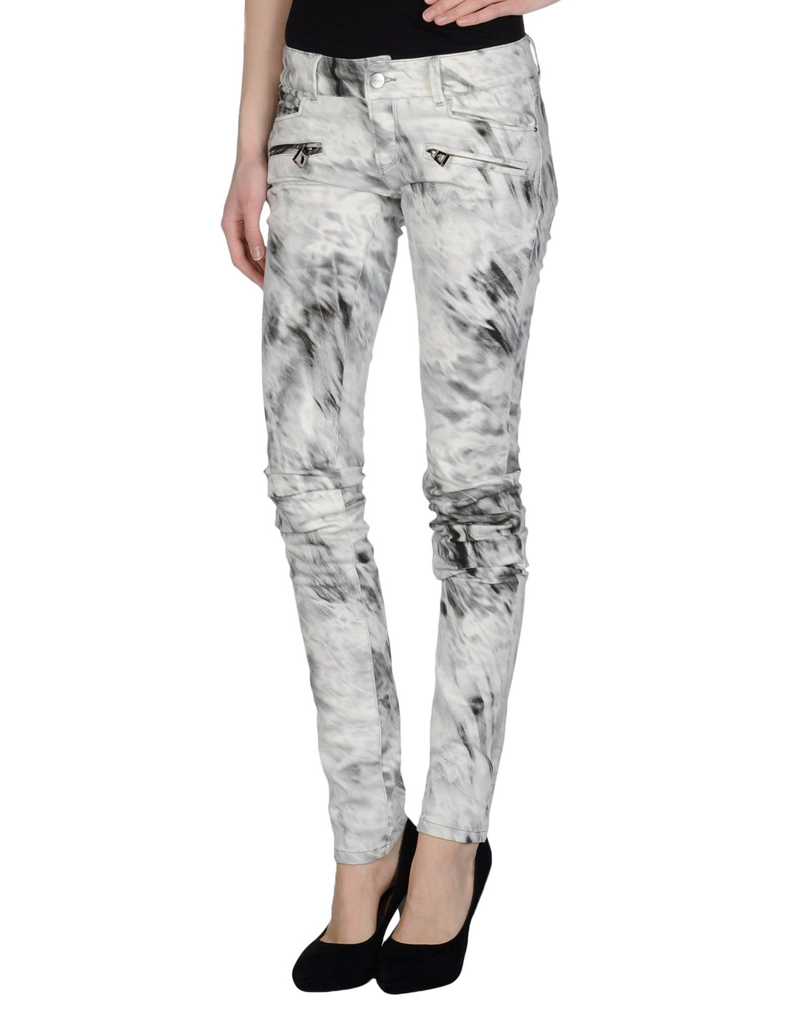 gray denim pants