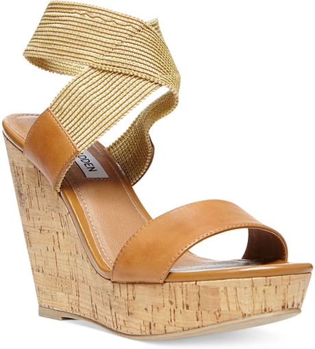 steve madden tan platform sandals