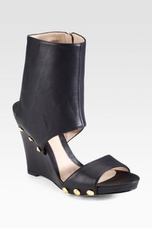 Fendi Goddess Sandals - Lyst