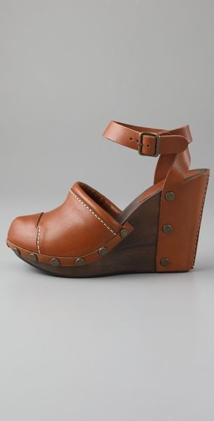 tan leather closed toe wedges