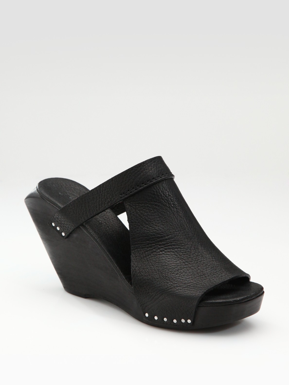 black platform mule