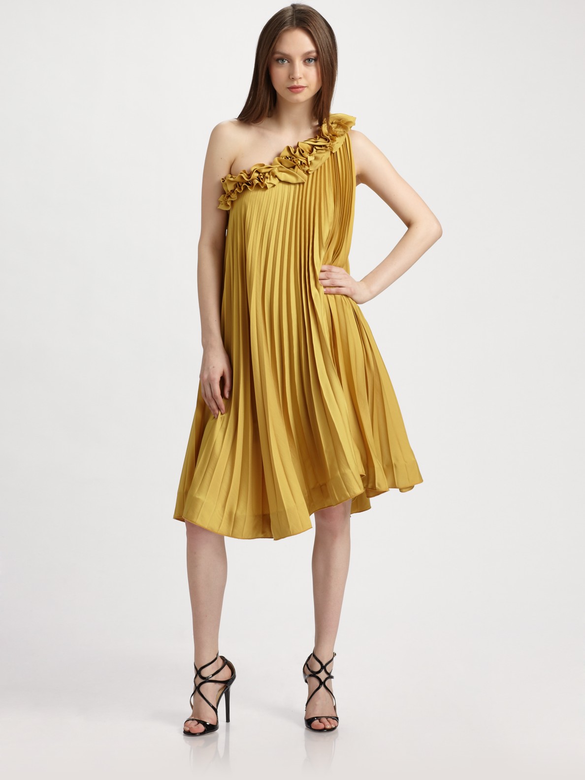 bcbgmaxazria one shoulder cut out gown