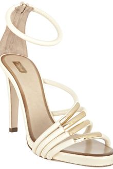 Chloé Ivory Leather Piping and Gold Bar Strappy Sandals - Lyst