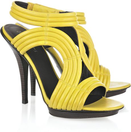 Elizabeth And James Star Ribbed Leather Sandals in Yellow - Lyst