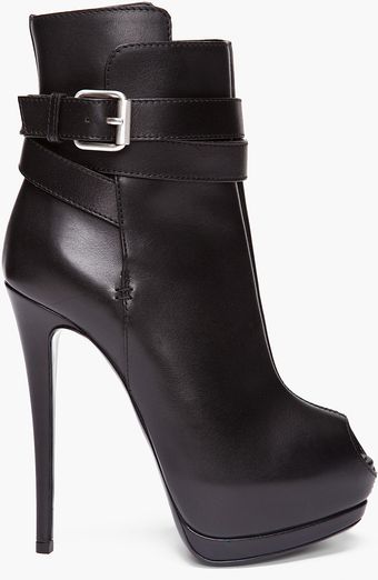 Giuseppe Zanotti Sharon Buckle Platform Bootie in Black - Lyst