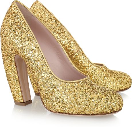 Miu Miu Glitterfinish Leather Pumps in Gold - Lyst