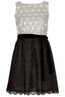 RED Valentino Cutout Detail Shift Dress - Lyst