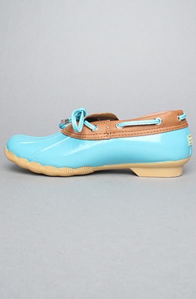 turquoise sperrys
