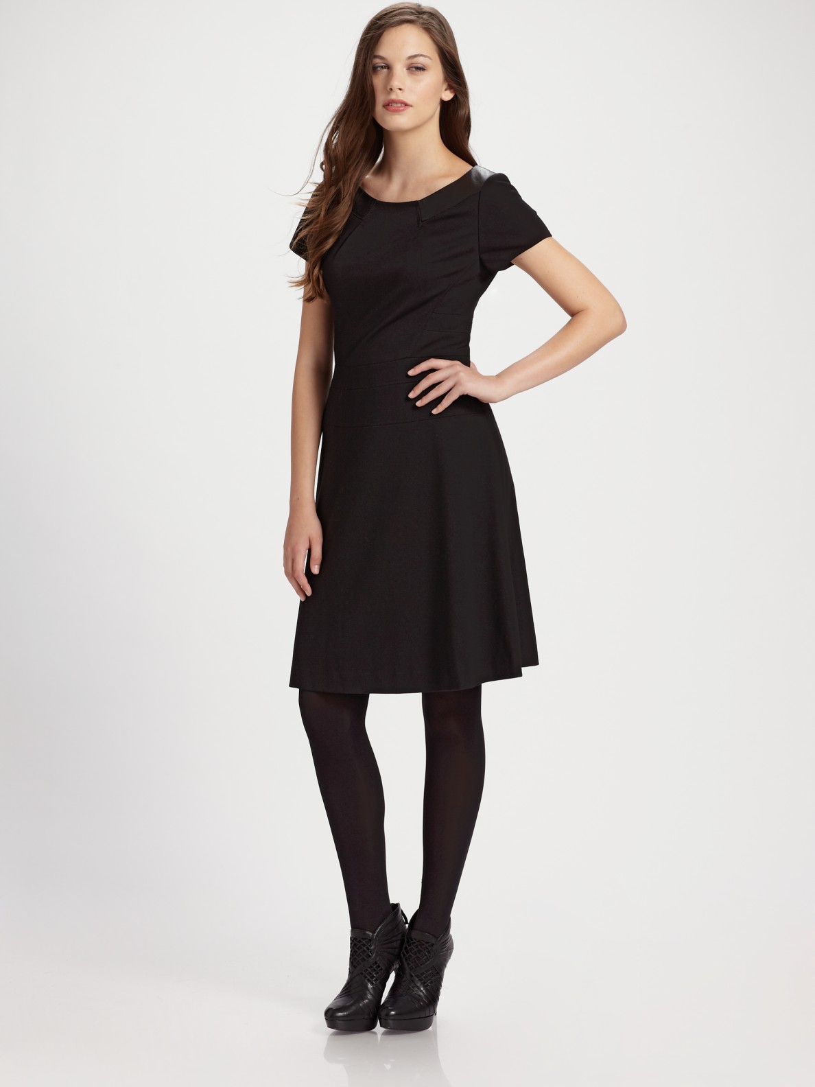 Elie Tahari Leather Trimmed Short Sleeve Dress in Black | Lyst