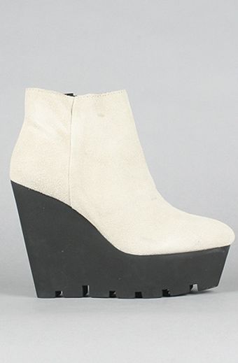  The Monolit Wedge in Cream 