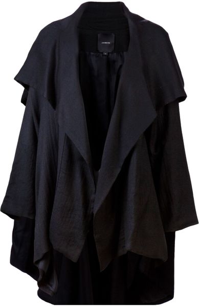 Jane Oh Hooded Cape in Black - Lyst