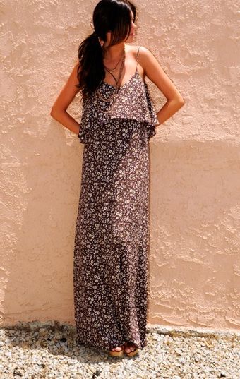  The Summer Lovin Maxi Dress 