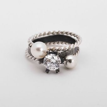 Jung Ee Eun Layered Rings (3) - Lyst