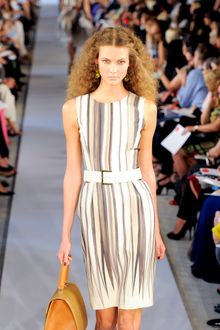 Oscar de la Renta Spring 2012 Brown Barrel Bag - Lyst