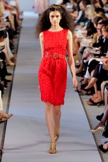 Oscar de la Renta Spring 2012 Red Textured Shift Dress - Lyst