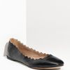 Chloé Scalloped Leather Flat in Black in Black (nero) - Lyst