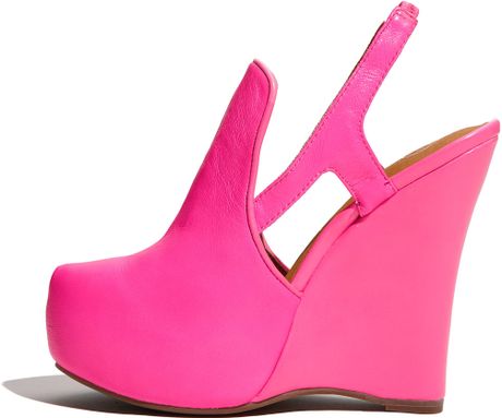 jeffrey campbell pink sandals