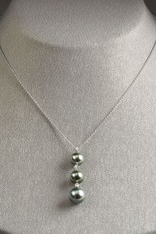 Mikimoto Three-pearl South Sea Pendant Necklace - Lyst