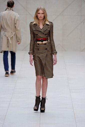 Burberry Prorsum Spring 2012 Black Leather Platform Boots - Lyst