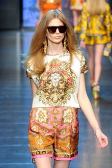 D&G Spring 2012 Short Sleeve Printed Box Top - Lyst
