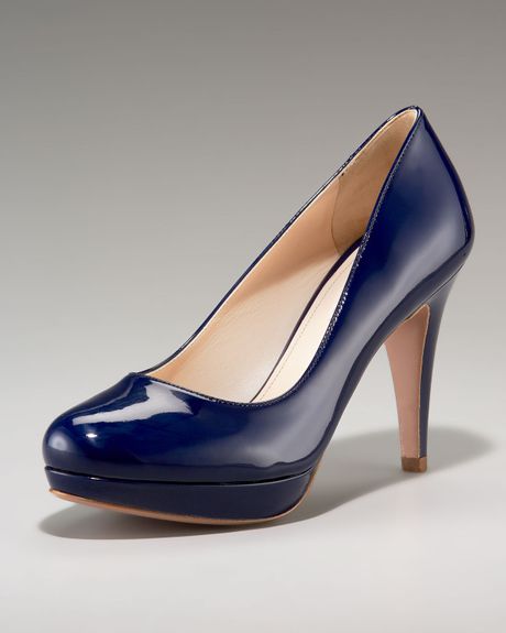 Prada Patent Midheel Pump in Blue - Lyst