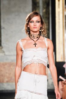 Emilio Pucci Spring 2012 Cropped White Lace Tank Top - Lyst